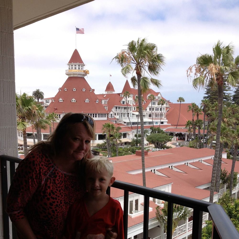 Meet your Posher, Yvonne